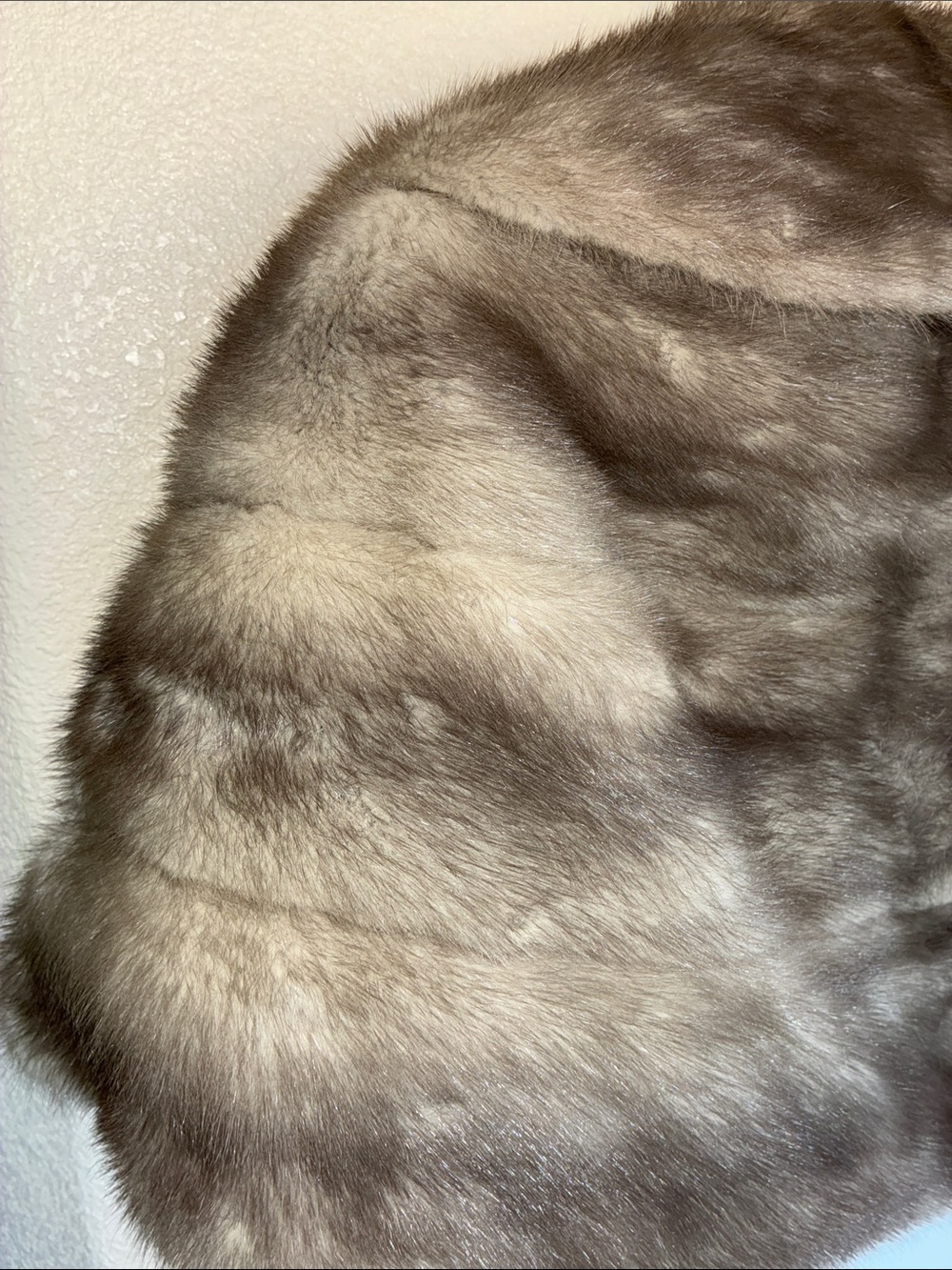 Plymouth Furs Women's OS, Mink Fur Stole Cape, Taupe Brown Grey. Pristine! - Picture 5 of 16